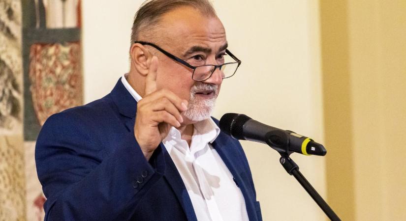 Huszonhatan mondták le a részvételt, Takaró Mihály miatt bojkottal indult a Helikon-centenárium