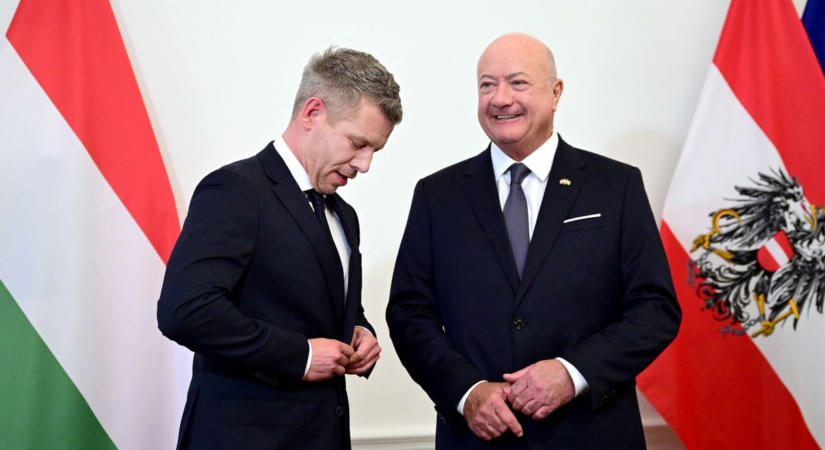 Nagy botrány készül: Ausztria az Európai Unióhoz fordult a paksi fenékküszöb építése miatt a Dunán, Magyar Péter kifakadt – "Ez nem egy jó jel"