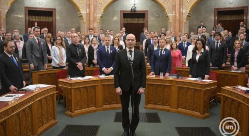 Egy új tagot választottak meg a Médiatanácsba – a Fidesz és a KDNP jelöltjeit ismét leszavazták