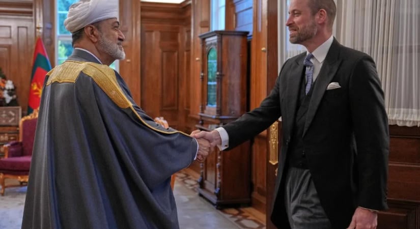 Vilmos herceg Károly király képviseletében fogadta az ománi szultánt