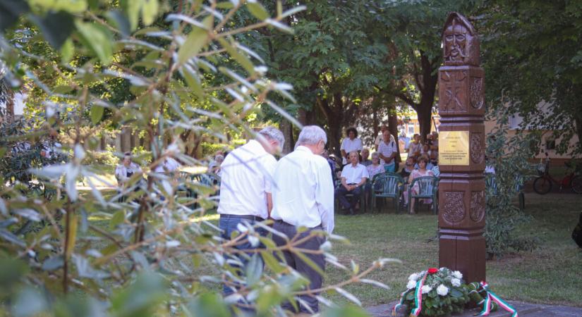 „A közös jövőnket csak a közös múltunkra lehet építeni” – Ünnepi megemlékezés a nándorfehérvári diadalról Nagyatádon