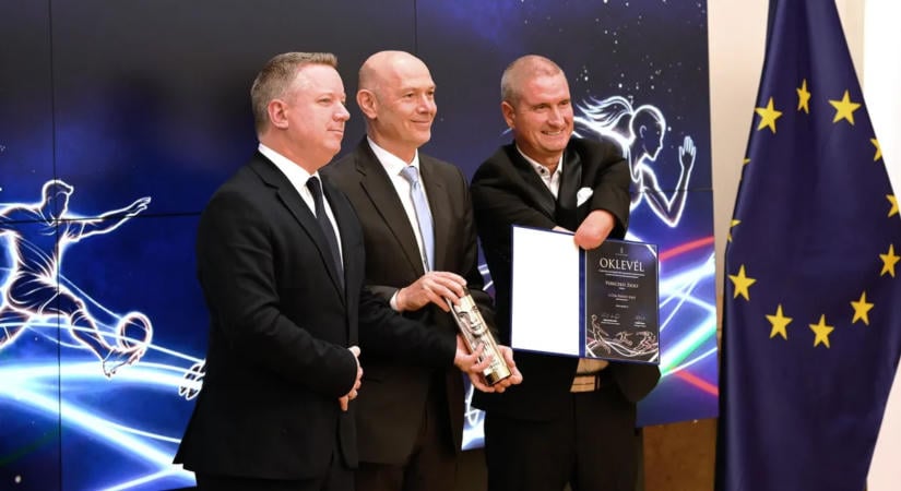 Sportolókat, edzőket, tanárokat és sportvezetőket díjaztak a Magyar Sport Napján