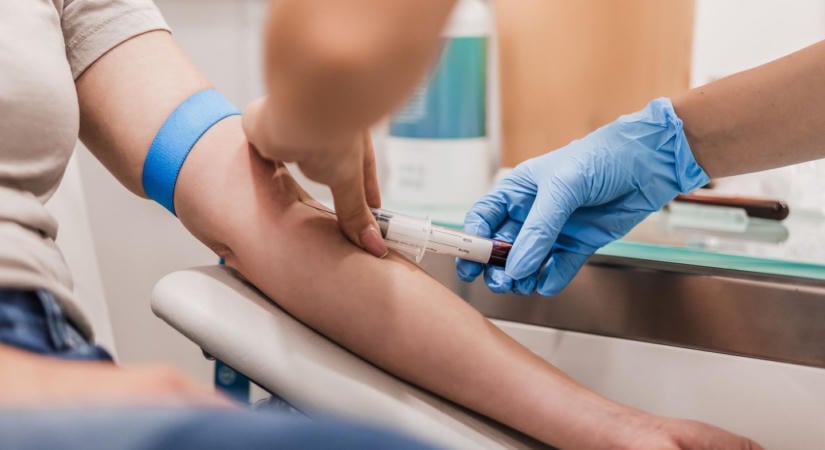 Komoly egészségügyi kockázat fenyegeti a nőket, mégis sokan legyintenek a tünetekre