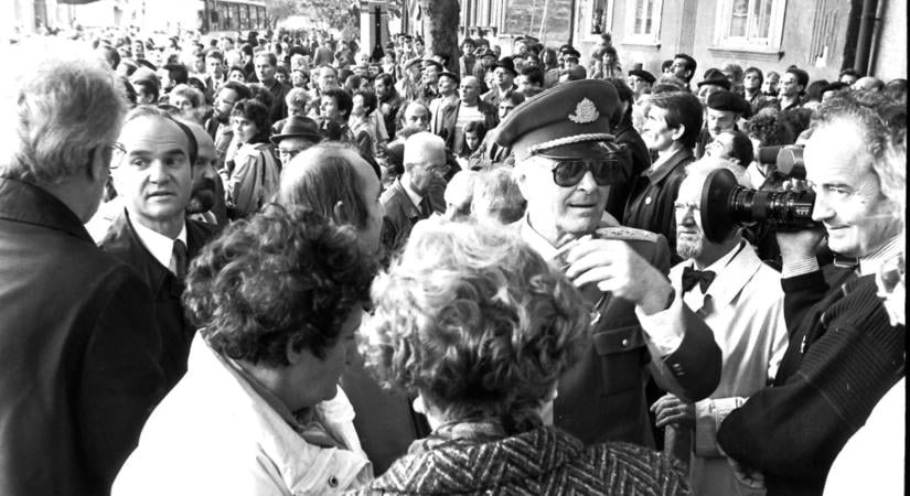 Nagy Imre öröksége és a köztársaság születése – ilyen volt 1990. október 23. Kaposváron (GALÉRIA)
