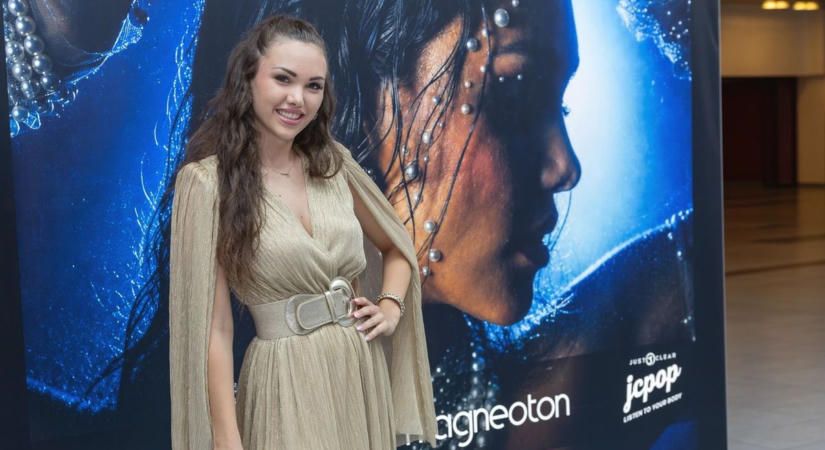Kóbor Léna nem hagyta szó nélkül az Omega gitárosának kemény kritikáját
