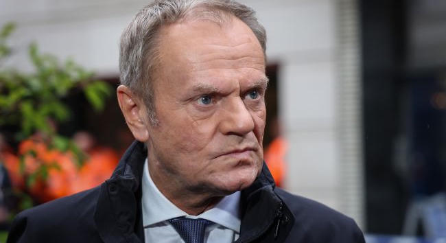 Tusk határozott fellépést követel Nawrockitól a Lengyelországban tomboló ukránellenes erőszakkal szemben