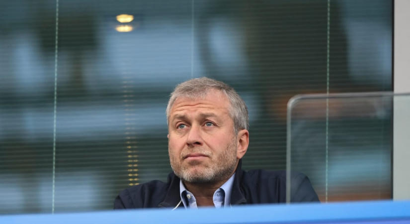 Érvényben hagyta az EU törvényszéke a Roman Abramoviccsal szembeni szankciókat