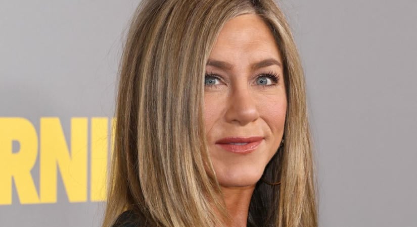 Még Jennifer Aniston, a világhírű sorozatsztár nappalijában sincs tévé – ma már ez az igazi luxus?