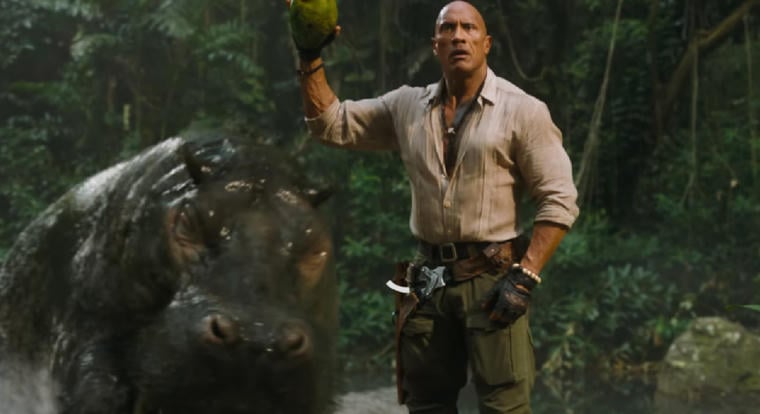 Befutott a Jumanji: A nagy szökés új, totálisan őrült előzetese, amiben egy víziló felfalja a Sziklát