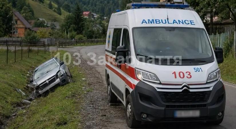 Súlyos baleset Kárpátalján: árokba hajtott egy 20 éves sofőr