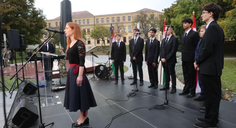Hetven év távlatából emlékeztek 1956 hőseire Pécsett