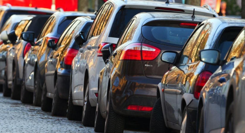 Munkáshitelből autó: nem biztos, hogy a 4 milliós kocsi a jó választás