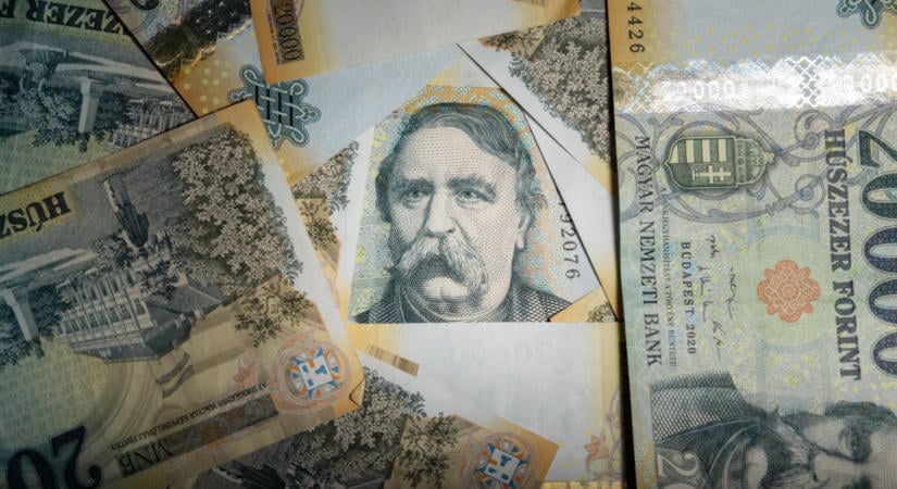 Agyonverik a forintot, meddig zuhanhat még a magyar deviza?