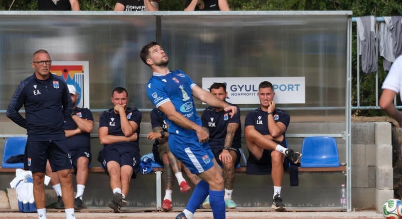 NB III: őrült meccsen maradt hibátlan a Gyula, kilenc gól esett Bicskén