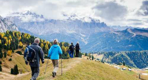 Turistaplafon a csúcson az egyre drágább és zsúfoltabb Dolomitokban