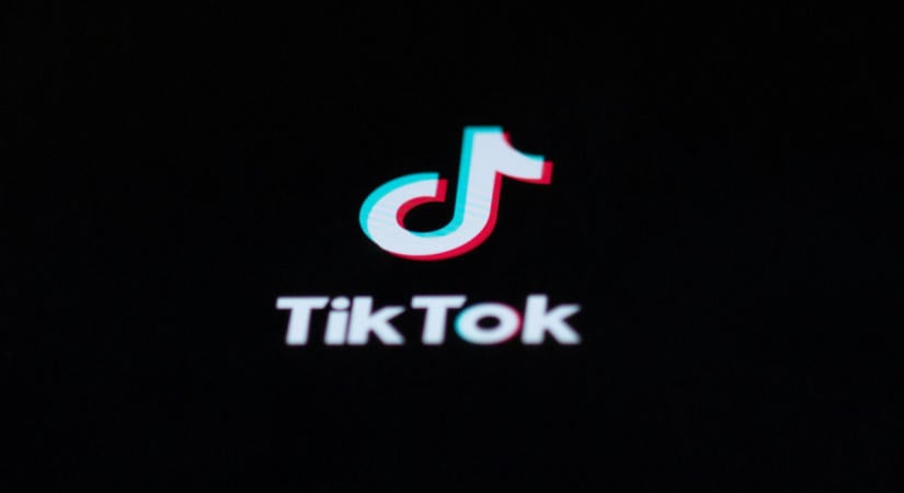 Élő adás közben lőtték agyon a TikTok-sztárt