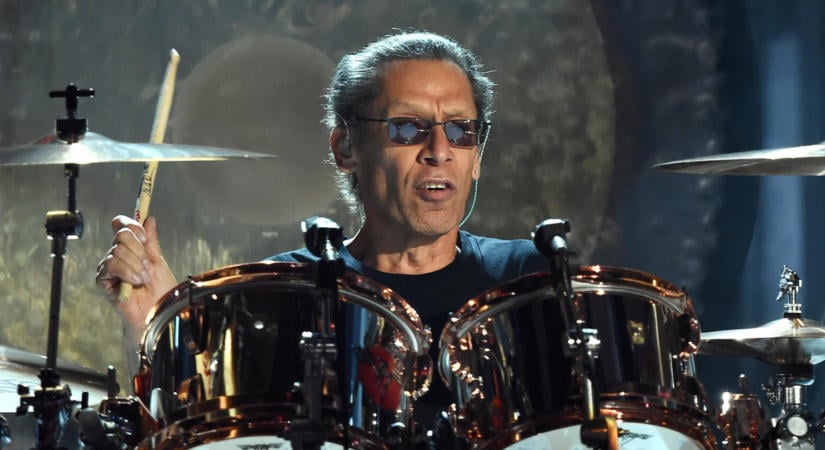 A legmagasabb holland polgári kitüntetést kapta meg szülővárosában Alex Van Halen