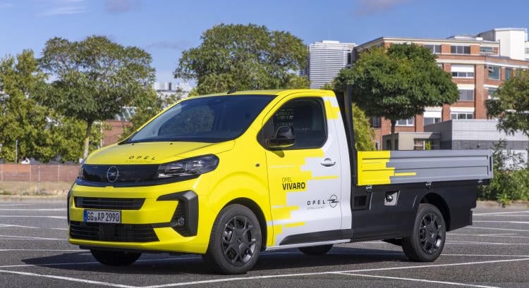 Új dízelmotorral bővül az Opel Vivaro platós kínálata