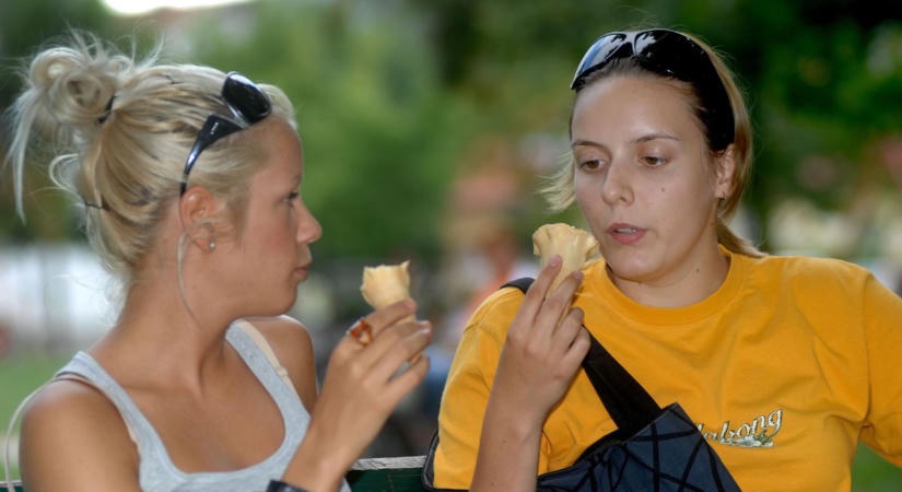 Ételmérgezés nyáron: ezekre figyeljünk a kánikulában