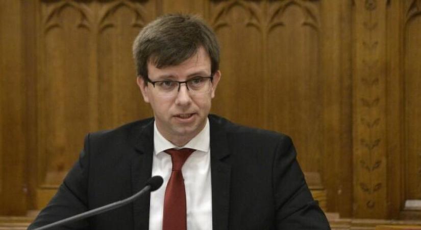 Tudni vélik, ki lesz Gulyás Gergely utódja