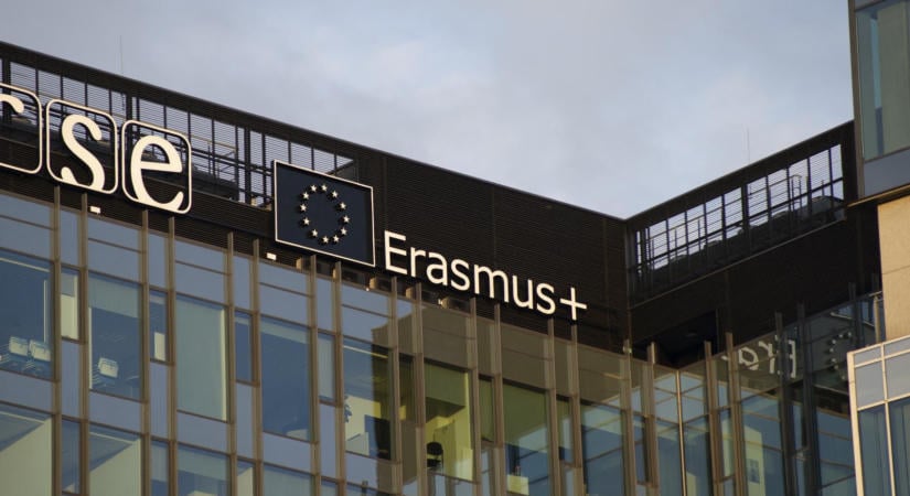 Újraindul az Erasmus, ám ezzel még nem hárult el minden akadály a magyar egyetemisták előtt