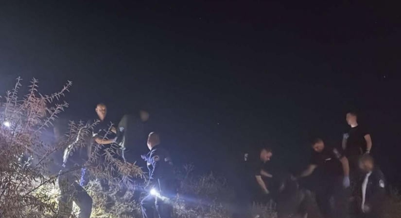 Filmbe illő autós üldözés az M7-esen: zsaruáradat árasztotta el Zamárdit! – VIDEÓ