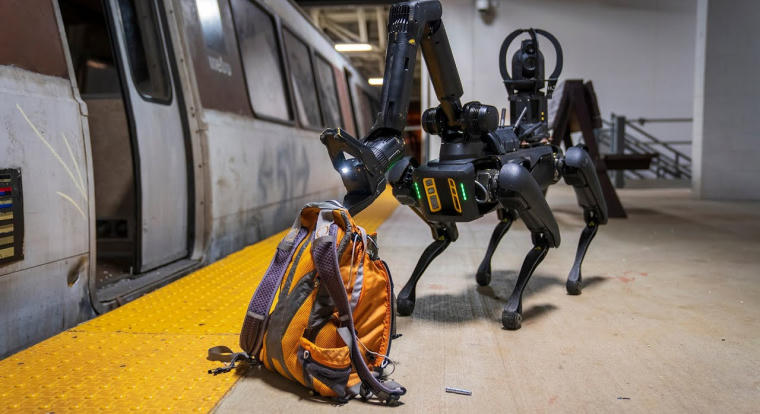 Az amerikai bevándorlási hivatal épp robotkutyákat vásárol