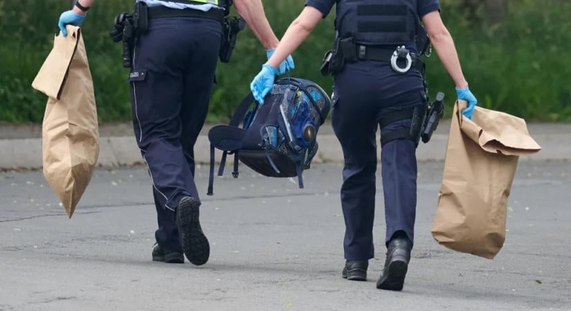 Őrizetbe vettek Lengyelországban egy 13 éves fiút iskolai merénylet előkészítésének gyanúja miatt