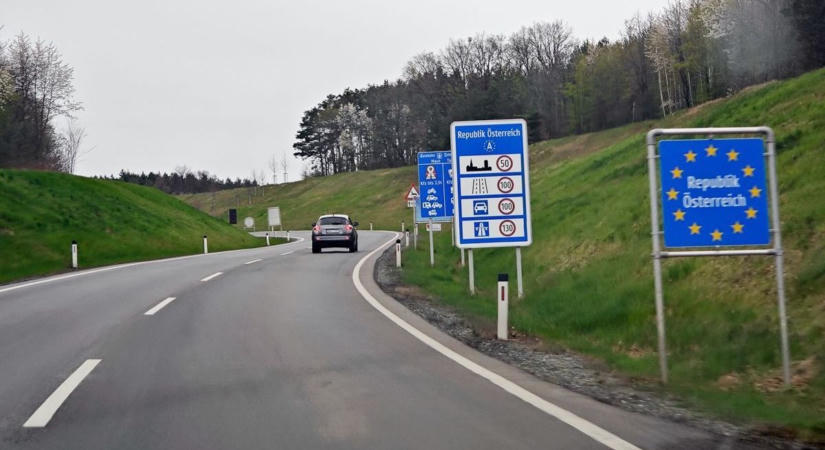 Három úton kell majd útdíjat fizetni a teherautósoknak