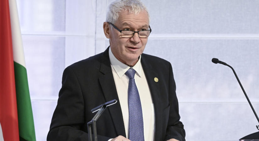 Polt Pétert is meghallgatná a kegyelmi botrányt vizsgáló bizottság
