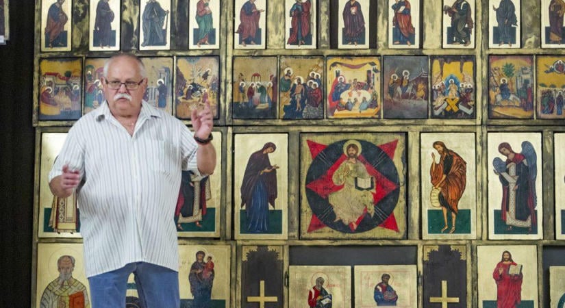 Az ikonok titkába enged betekintést Szentiványi Attila kiállítása