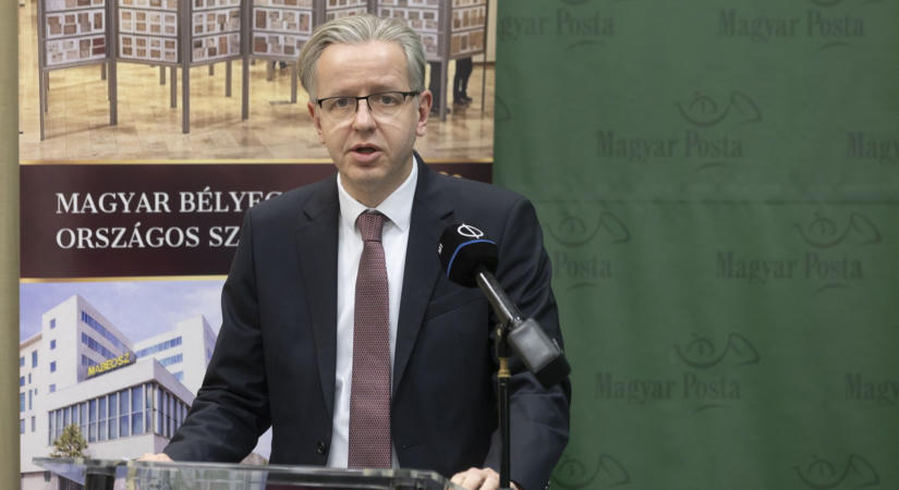 Menesztették a Magyar Posta vezérigazgatóját