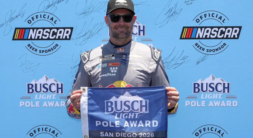 Shane van Gisbergen Kyle Busch autójában indul Richmondban