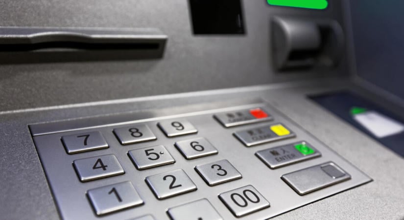 Egyre kevesebb Magyarországon a bankautomata