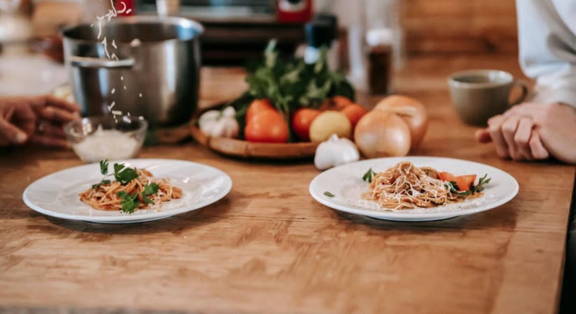 Nápolyi „Sapunariello” spagetti recept: 2 hozzávalóval veri a fokhagymás-olajosat
