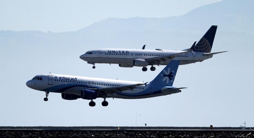 Elhalasztja a Boeing az új repülőgépének bevezetését, mert a vezérigazgató szerint előbb a pénzügyeiket kell rendezni