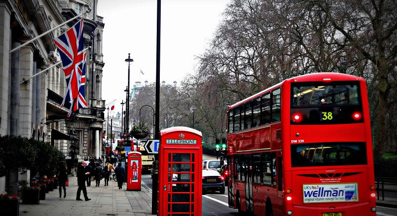 Évi 12 milliárd font exportkiesést okoz a Brexit a brit gazdaságnak