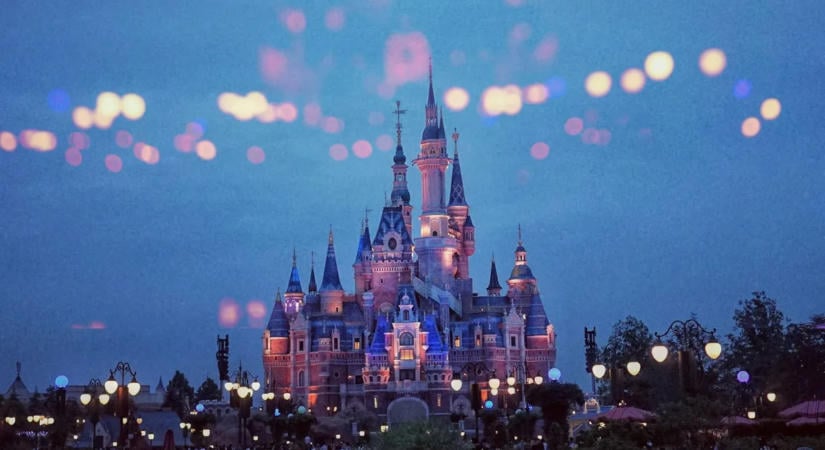 Holttestet találtak Disneyland közelében, rendőrök lepték el a környéket