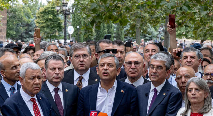 Törökország is „rendszerváltás” előtt: Atatürk pártját kiszorítja az új ellenzék