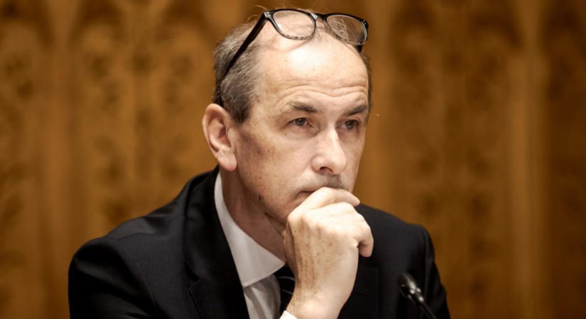 Hegedűs Zsolt: az 500 milliárdos pluszforrásból új szakdolgozói bértábla is készülne