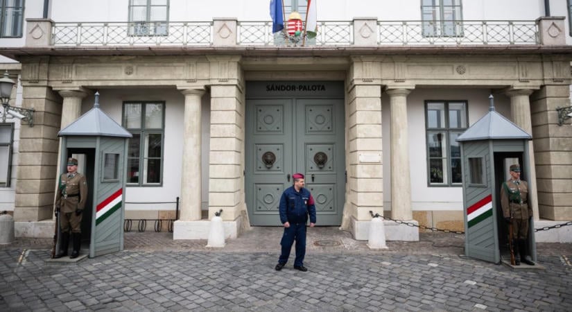 A BM megerősítette: katonák vehetik át a kiemelten fontos állami épületek védelmét