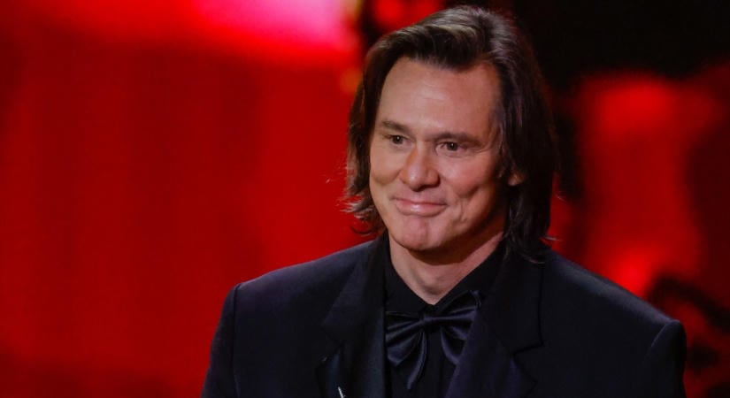 Titokban újranősült Jim Carrey: ezt a gyönyörű nőt vette el – fotó