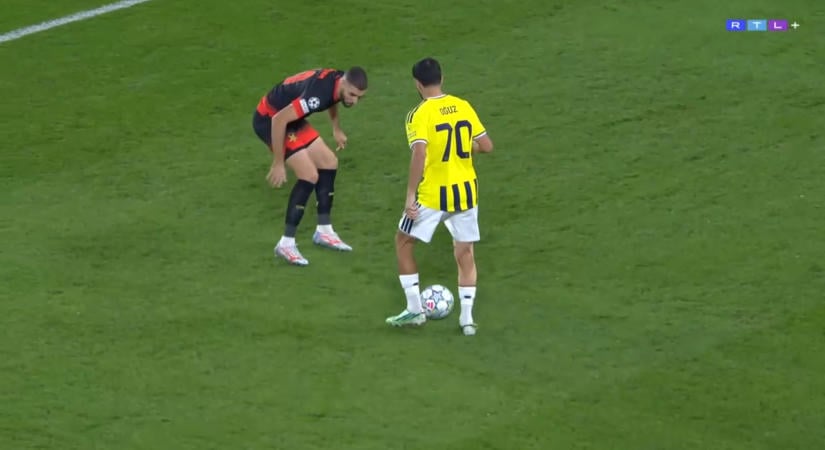 Kétgólos előnyt herdált el a Fenerbahçe