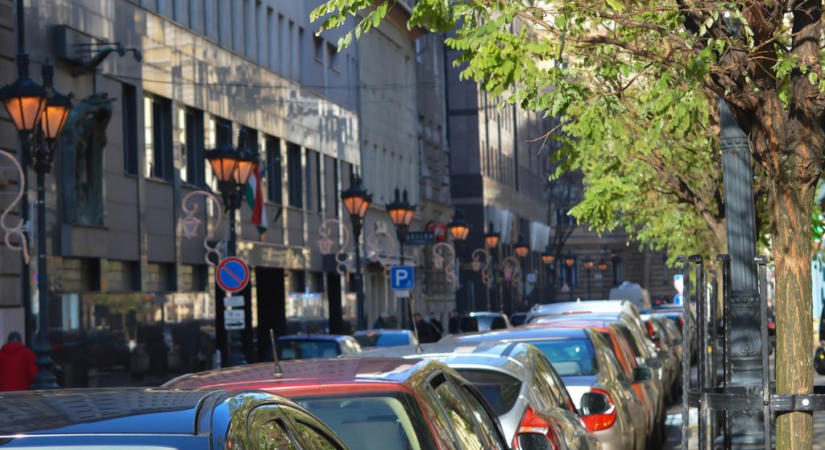Budapesti parkolás: kiverte a biztosítékot az automaták eltűnése