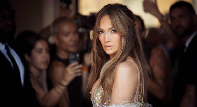 „Ez biztosan Jennifer Lopez” – egy rendőrségi fotó miatt őrült meg az internet