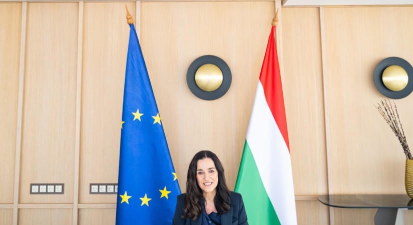 Oroszország ellen az eddigi legnagyobb szankciós listát fogadták el, Ukrajna haladhatott az EU-csatlakozás útján