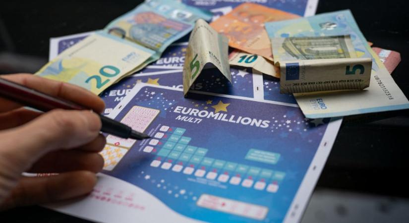 Négy hónapos terhesen nyerte meg az EuroMillions fődíját, de úgy érzi, nagy árat fizetett érte