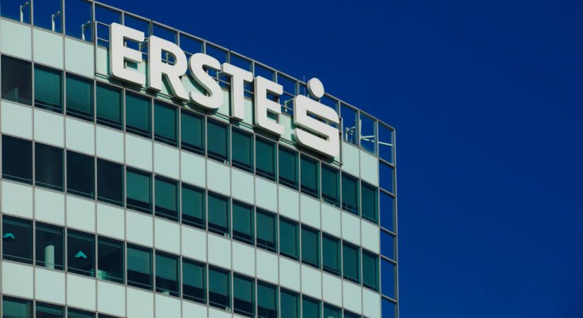 Figyelem! Rendszerleállás jön több hazai nagybanknál: szünetelhet a kártyás fizetés, átutalás, netbank