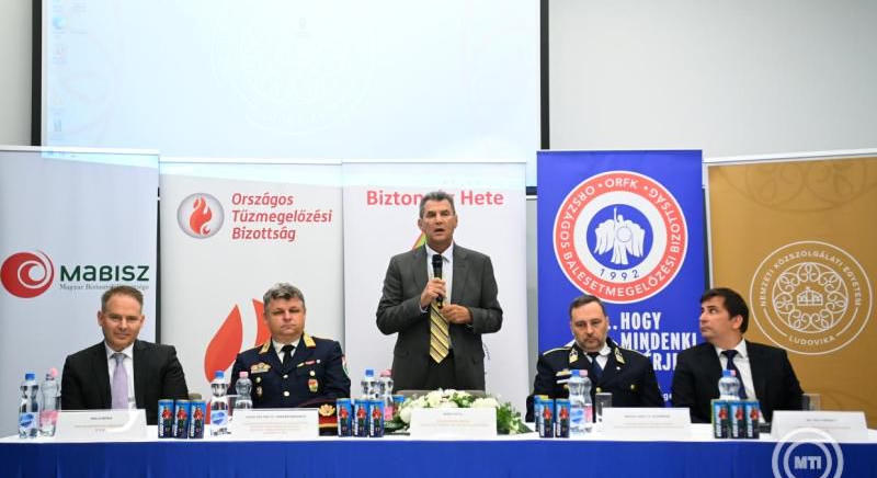 Biztonság hete: komoly veszélyt jelentenek a rolleresek
