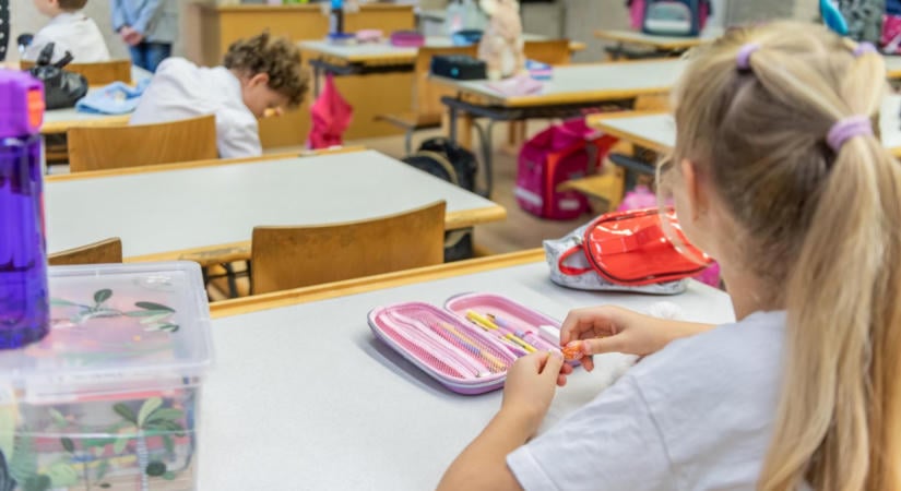 Itt vannak a novemberben érkező iskolakezdési utalványok részletszabályai